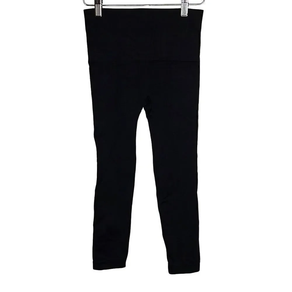 SPANX Look at Me Now Seamless Cropped Leggings Black NWOT Small